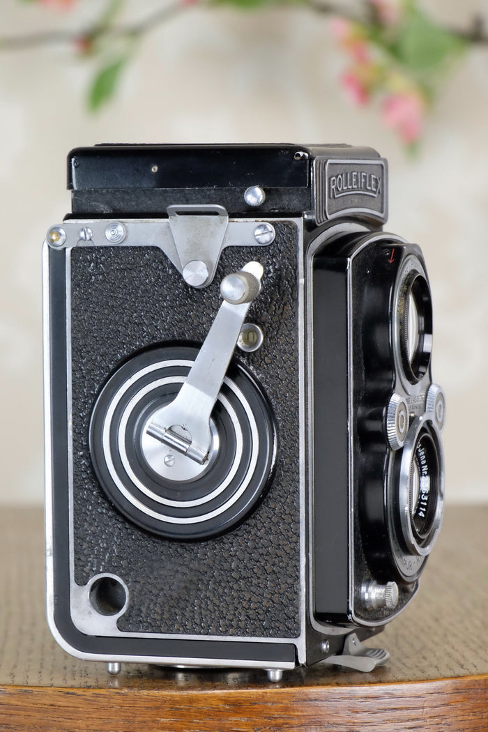 SUPERB! 1938 Rolleiflex Automat, Freshly Serviced, CLA’d - Frank & Heidecke- Petrakla Classic Cameras