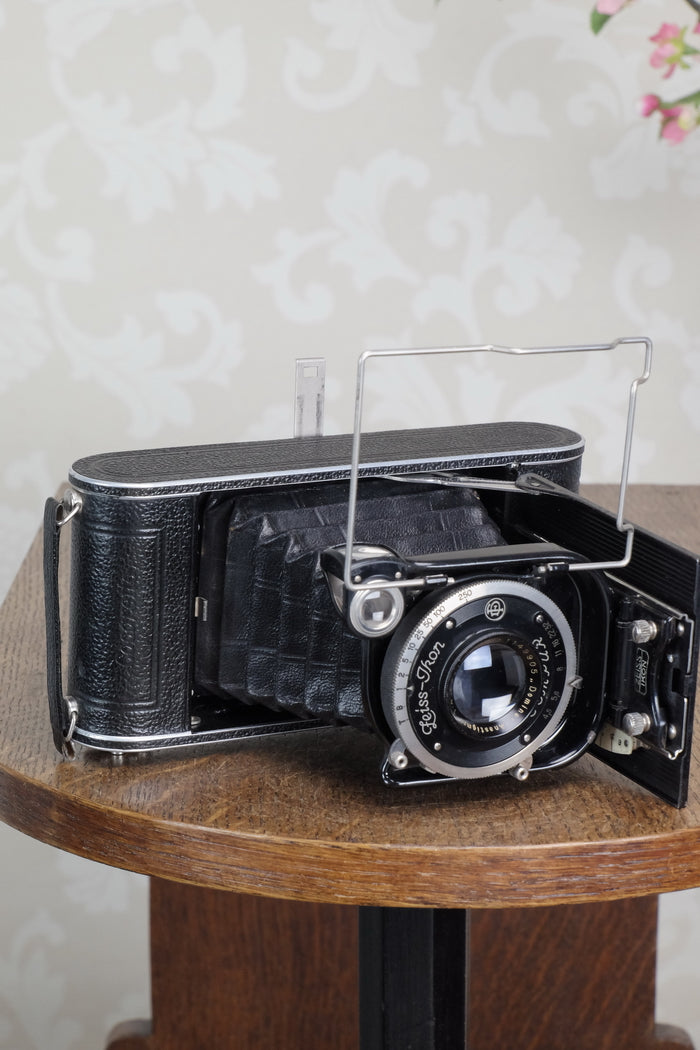 NEAR MINT! Circa 1928 Zeiss-Ikon Cocarette Camera with Tessar lens, CLA’d, Freshly Serviced! - Zeiss-Ikon- Petrakla Classic Cameras