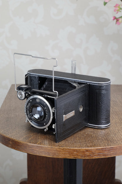 NEAR MINT! Circa 1928 Zeiss-Ikon Cocarette Camera with Tessar lens, CLA’d, Freshly Serviced! - Zeiss-Ikon- Petrakla Classic Cameras