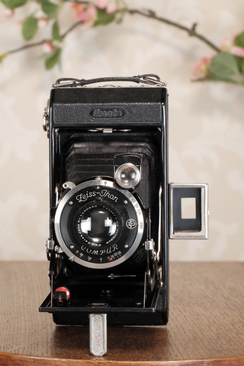 Superb! 1930 Zeiss-Ikon Ikonta 6x9, Freshly Serviced, CLA'd! - Zeiss-Ikon- Petrakla Classic Cameras