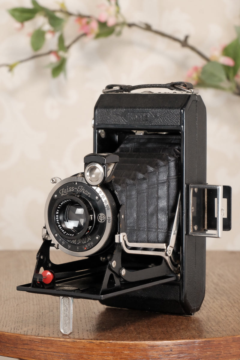 Superb! 1930 Zeiss-Ikon Ikonta 6x9, Freshly Serviced, CLA'd! - Zeiss-Ikon- Petrakla Classic Cameras