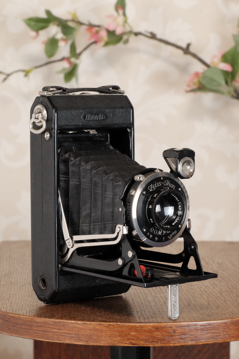 Superb! 1930 Zeiss-Ikon Ikonta 6x9, Freshly Serviced, CLA'd! - Zeiss-Ikon- Petrakla Classic Cameras