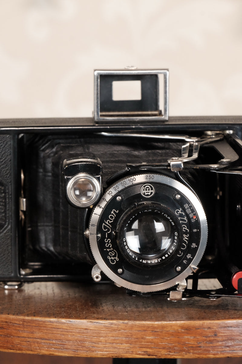 Superb! 1930 Zeiss-Ikon Ikonta 6x9, Freshly Serviced, CLA'd! - Zeiss-Ikon- Petrakla Classic Cameras