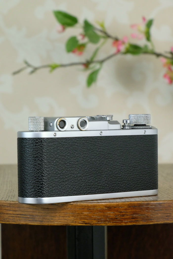 1939 Leitz Leica II, complet with Elmar lens, CLA'd, Freshly Serviced! - Leitz- Petrakla Classic Cameras