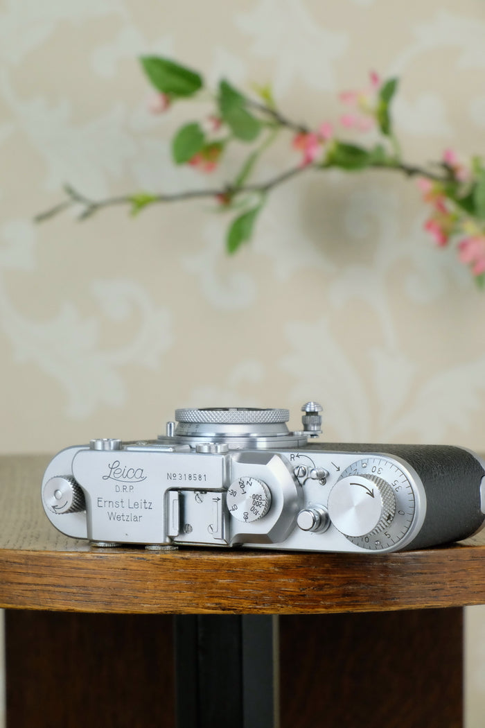 1939 Leitz Leica II, complet with Elmar lens, CLA'd, Freshly Serviced! - Leitz- Petrakla Classic Cameras