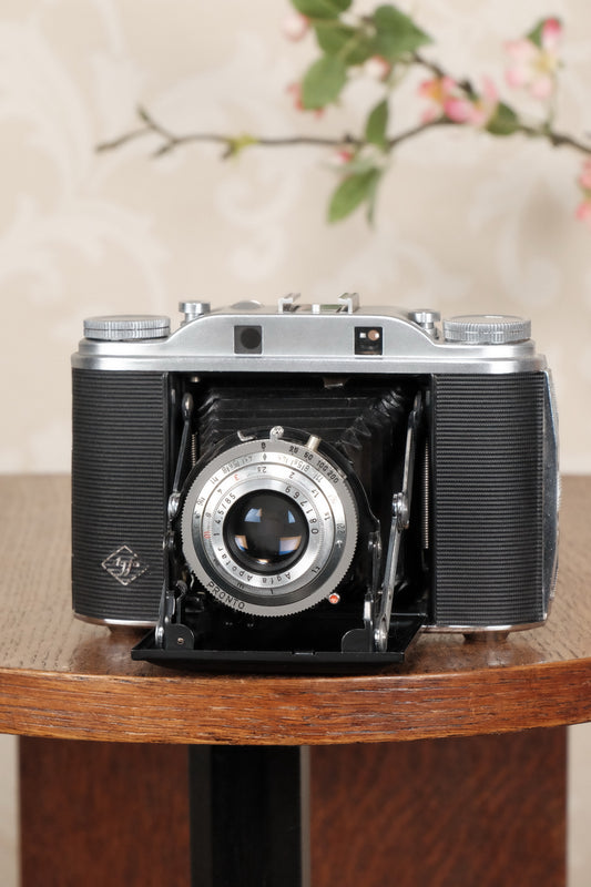 Superb, circa 1955 Agfa 6x6 Isolette III, Freshly Serviced! CLA'd - Agfa- Petrakla Classic Cameras