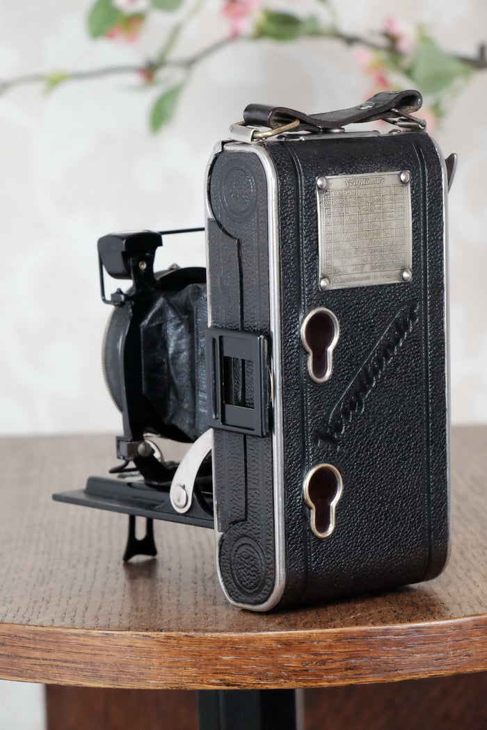 1933 Voigtlander 6x9 Folder with HELIAR lens, CLA'd FRESHLY SERVICED! - Voigtlander- Petrakla Classic Cameras