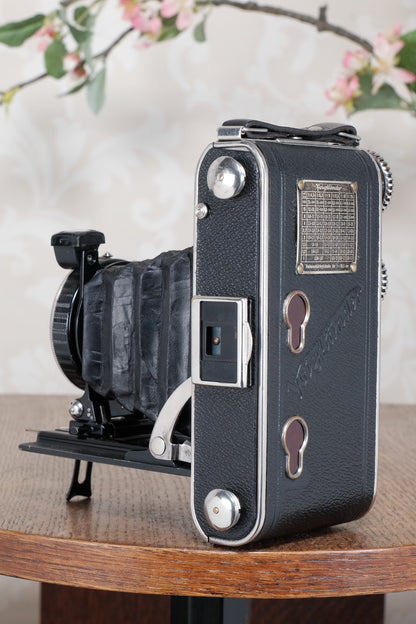 Superb! 1935 Voigtlander Inos II 6x9 Folder. CLA’d, Freshly Serviced!