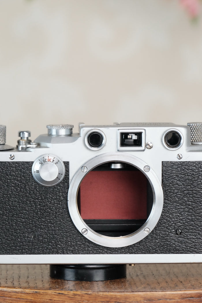 1942 LEITZ LEICA IIIc “stepper”, Desirable WWII model with red shutter curtains, CLA'd, Freshly Serviced! - Leitz- Petrakla Classic Cameras