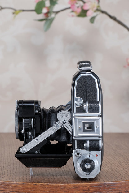 Near Mint! 1952 Zeiss Ikon Super Ikonta, Synchro-Compur & Coated Tessar . CLA’d, Freshly Serviced!