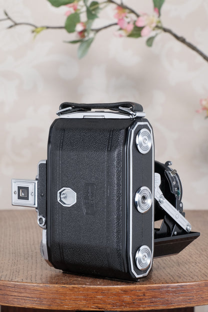 Near Mint! 1952 Zeiss Ikon Super Ikonta, Synchro-Compur & Coated Tessar . CLA’d, Freshly Serviced!