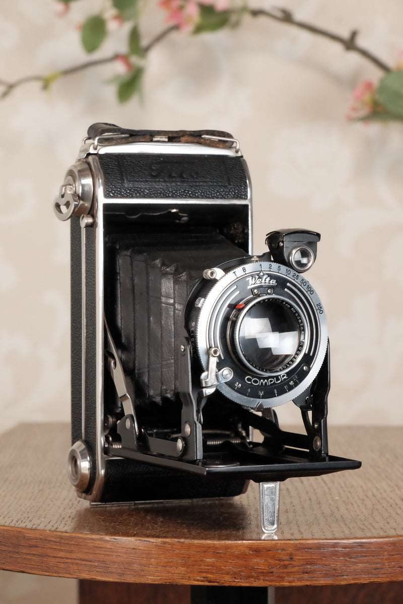 Superb! 1937 Welta Trio 6x9 / 6x4.5 Medium Format Folder, original (and rare) reduction mask, Freshly Serviced, CLA'd! - Zeiss-Ikon- Petrakla Classic Cameras