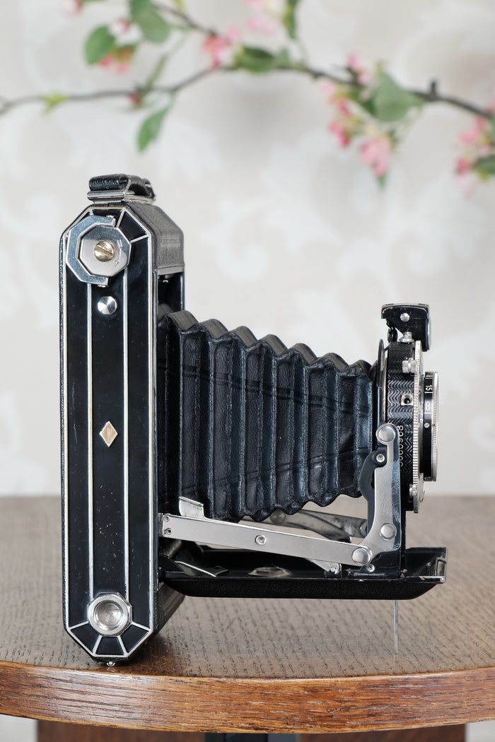 1935 Art Deco Kodak 6x9 camera, Freshly Serviced, CLA’d - Zeiss-Ikon- Petrakla Classic Cameras