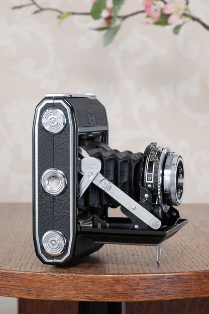 Near Mint! 1950 Zeiss Ikon Ikonta, Freshly Serviced, CLA'd