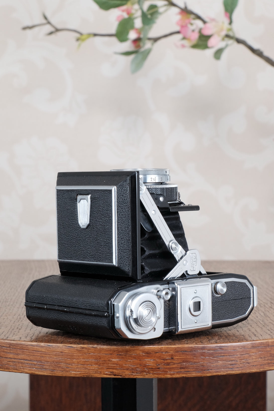 Near Mint! 1950 Zeiss Ikon Ikonta, Freshly Serviced, CLA'd