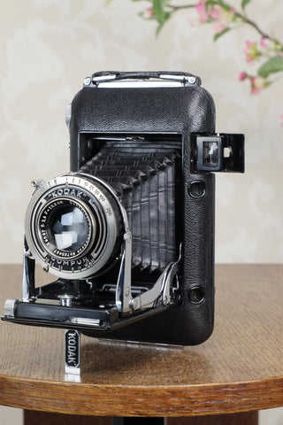 SUPERB! 1935 Kodak REGENT 6x9 Coupled Rangefinder Camera, CLA'd, Freshly serviced! - Kodak- Petrakla Classic Cameras