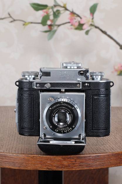 Excellent! 1936 chrome Certo Dollina II, 35mm Rangefinder camera, Freshly Serviced, CLA’d