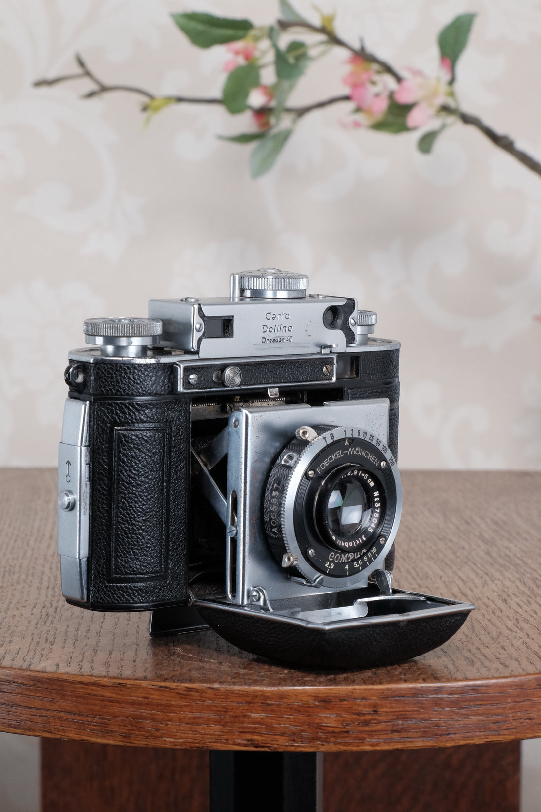 Excellent! 1936 chrome Certo Dollina II, 35mm Rangefinder camera, Freshly Serviced, CLA’d