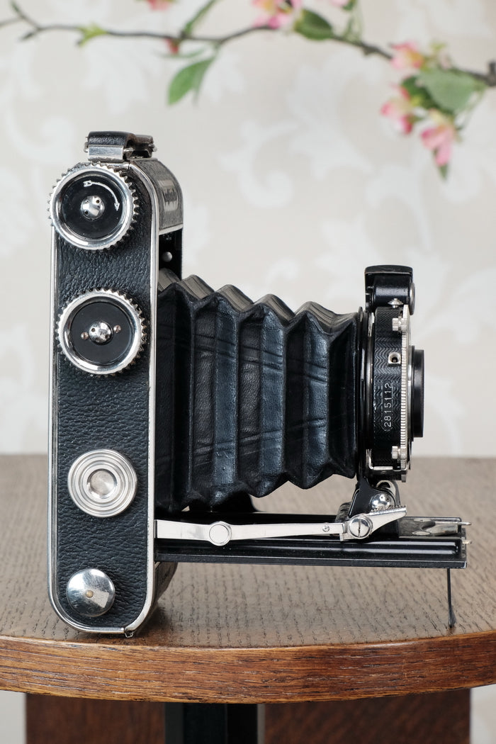 1935 Voigtlander Inos II 6x9 Folder. CLA’d, Freshly Serviced! - Voigtlander- Petrakla Classic Cameras