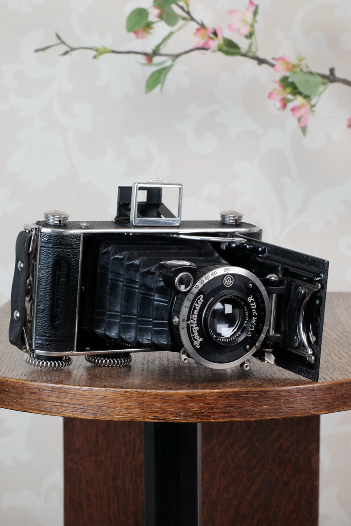 1935 Voigtlander Inos II 6x9 Folder. CLA’d, Freshly Serviced! - Voigtlander- Petrakla Classic Cameras