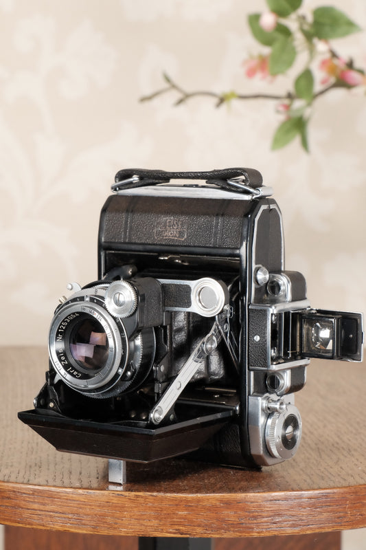 Superb! 1955 Zeiss Ikon Super Ikonta, Synchro-Compur & Coated Tessar, CLA’d, Freshly Serviced! - Zeiss-Ikon- Petrakla Classic Cameras