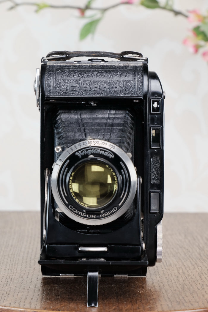 1935 Voigtlander Bessa Rangefinder with HELIAR LENS! 6x9, Freshly Serviced, CLA'd. - Voigtlander- Petrakla Classic Cameras