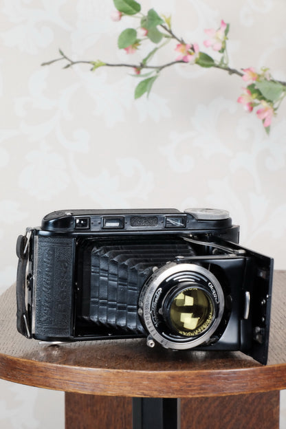 1935 Voigtlander Bessa Rangefinder with HELIAR LENS! 6x9, Freshly Serviced, CLA'd. - Voigtlander- Petrakla Classic Cameras