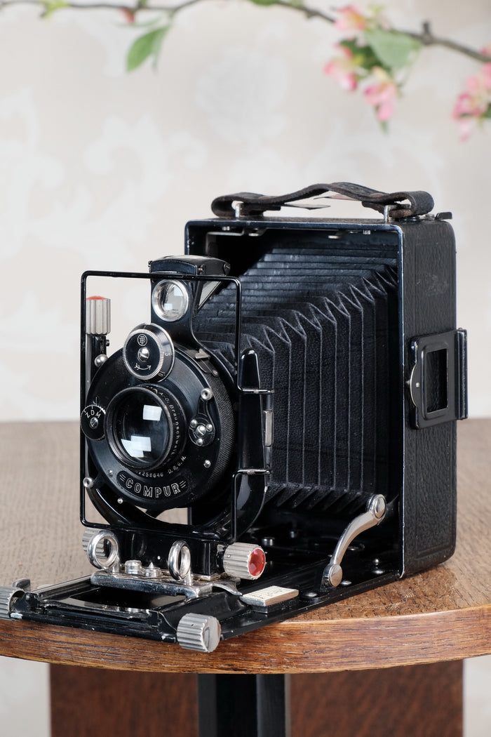 1926 Voigtlander Bergheil Camera with HELIAR LENS! Freshly serviced CLA’d - Voigtlander- Petrakla Classic Cameras