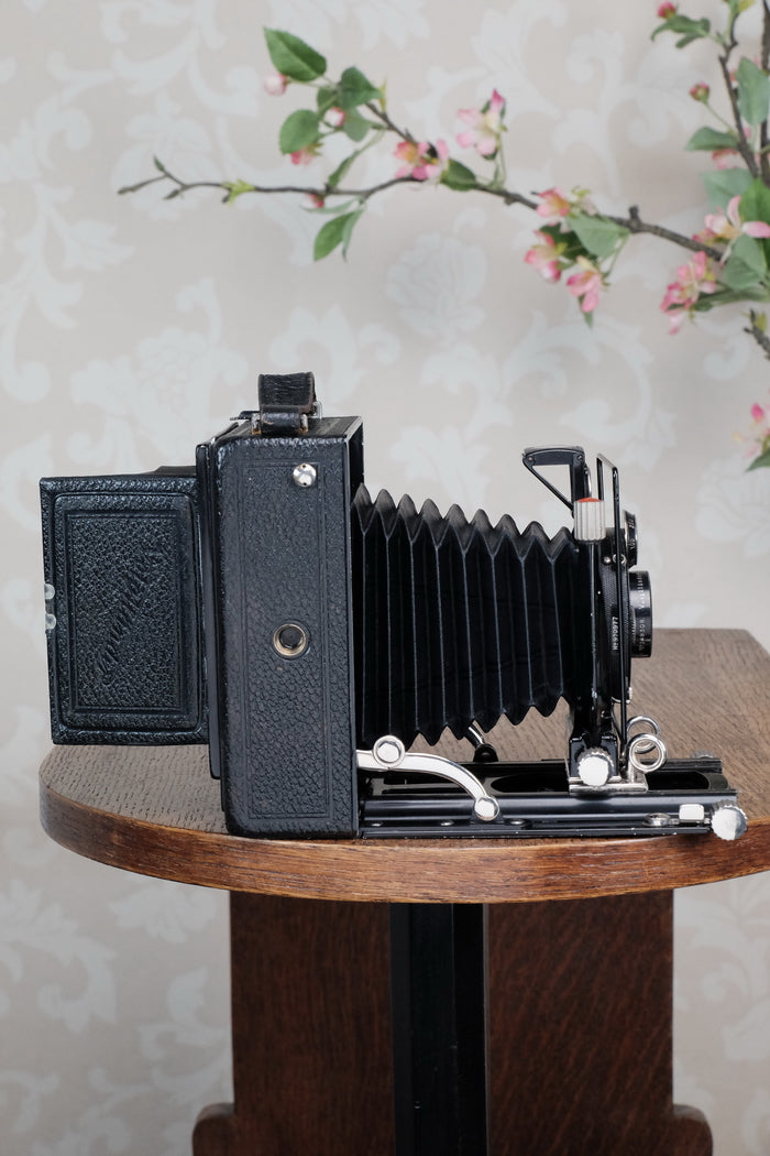 1926 Voigtlander Bergheil Camera with HELIAR LENS! Freshly serviced CLA’d - Voigtlander- Petrakla Classic Cameras