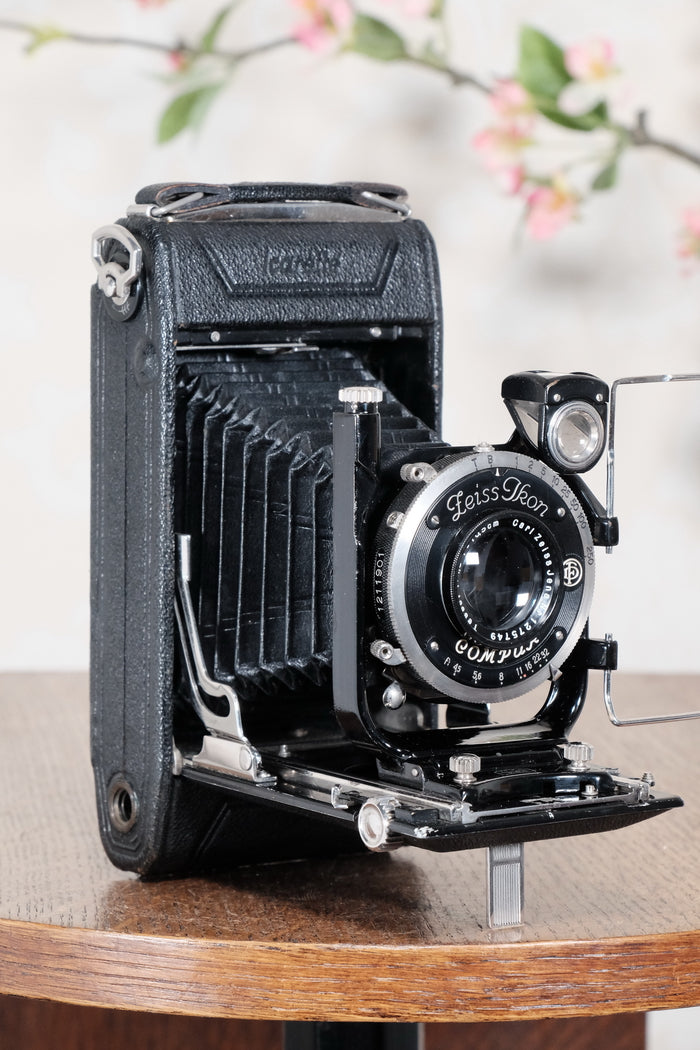 1931 ZEISS-IKON ICARETTE, 6x9 German folding camera with Carl Zeiss Tessar lens. Freshly Serviced, CLA’d - Zeiss-Ikon- Petrakla Classic Cameras