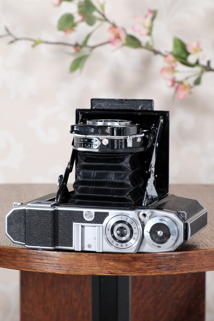 SUPERB! 1938 Zeiss Ikon Super Ikonta 6x6, Tessar lens, Freshly Serviced! - Zeiss-Ikon- Petrakla Classic Cameras