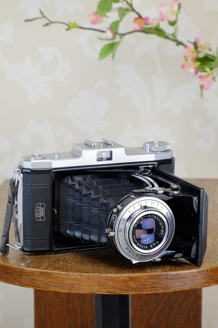 Superb! 1955 6x9 Zeiss-Ikon Nettar , CLA'd, Freshly Serviced! - Zeiss-Ikon- Petrakla Classic Cameras