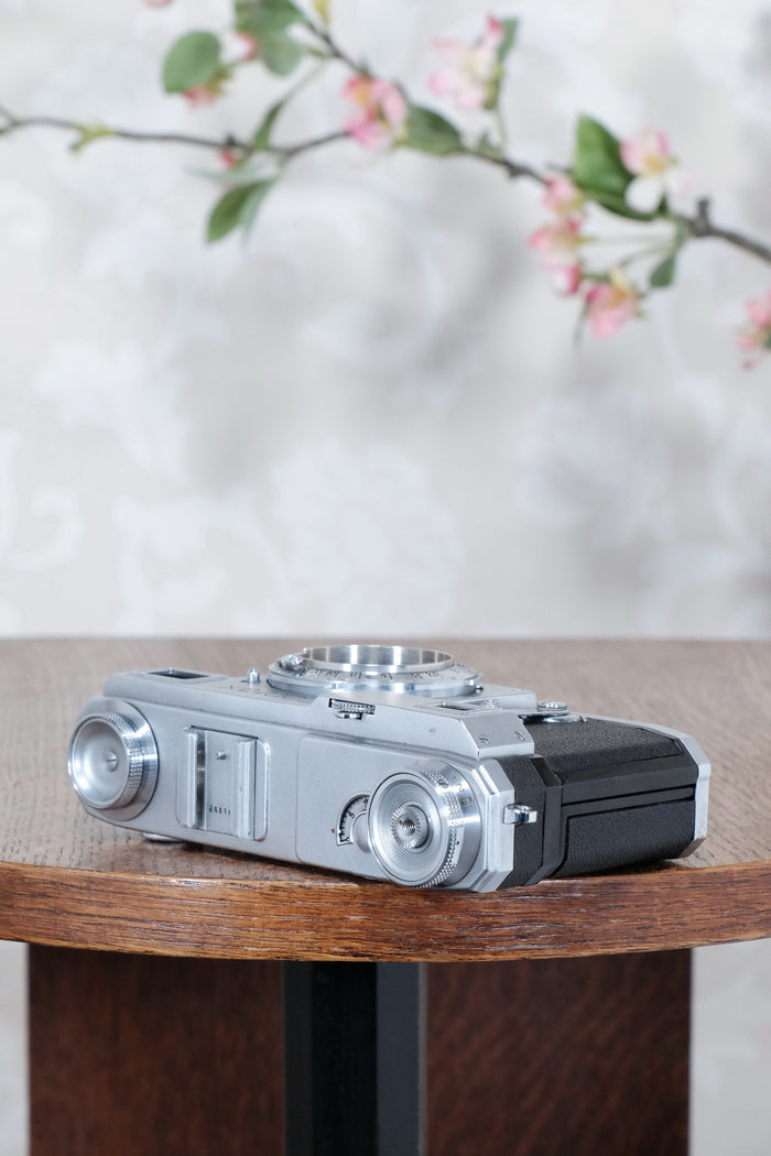 Near mint! 1939 Zeiss Ikon Contax II Body,  CLA'd, Freshly Serviced! - Zeiss-Ikon- Petrakla Classic Cameras