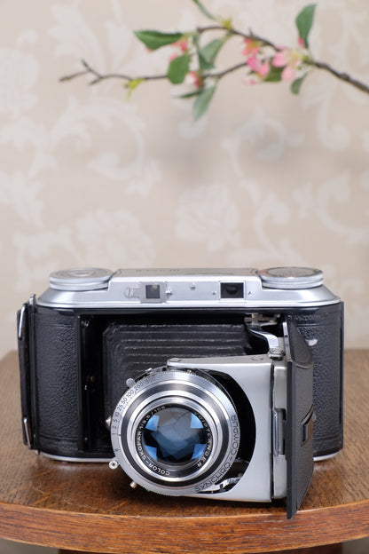 1953 Voigtlander 6x9 Bessa II with Color-Skopar lens, complete with hard to find reduction mask! Freshly serviced, CLA'd