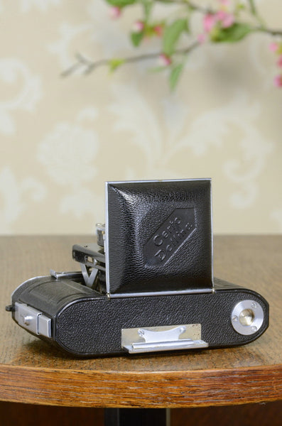 SUPERB! 1935 35mm Certo Dollina folding camera, Freshly Serviced! - Certo- Petrakla Classic Cameras