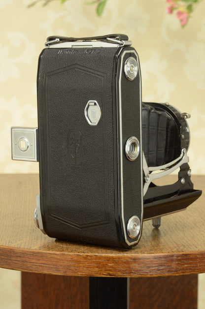 Near Mint! 1938 Zeiss-Ikon Ikonta 6x9, FRESHLY SERVICED - Zeiss-Ikon- Petrakla Classic Cameras