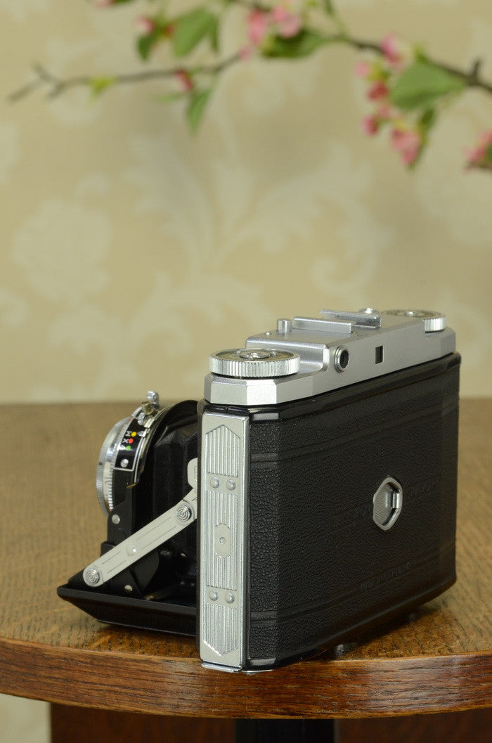 1955 6x6 Zeiss Ikon Mess Ikonta 524/16, FRESHLY SERVICED! - Zeiss-Ikon- Petrakla Classic Cameras