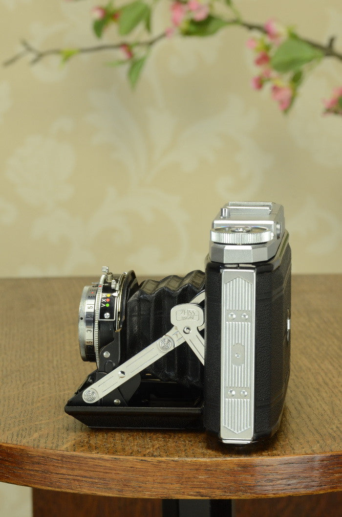 1955 6x6 Zeiss Ikon Mess Ikonta 524/16, FRESHLY SERVICED! - Zeiss-Ikon- Petrakla Classic Cameras