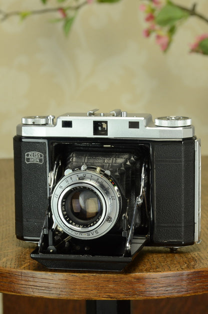 1955 6x6 Zeiss Ikon Mess Ikonta 524/16, FRESHLY SERVICED! - Zeiss-Ikon- Petrakla Classic Cameras