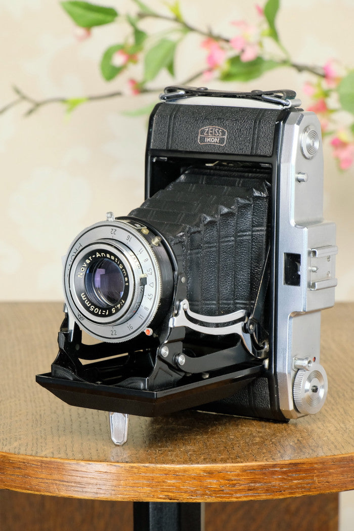 SUPERB! 1955 6x9 Zeiss-Ikon Nettar FRESHLY SERVCED! - Zeiss-Ikon- Petrakla Classic Cameras