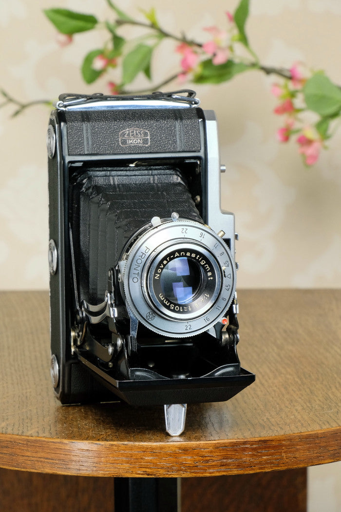 SUPERB! 1955 6x9 Zeiss-Ikon Nettar FRESHLY SERVCED! - Zeiss-Ikon- Petrakla Classic Cameras