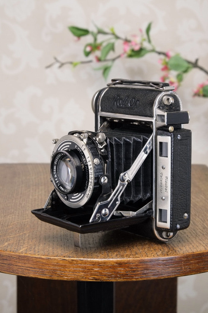 Excellent! 1939 PLAUBEL ROLL-OP! 6x4.5 COUPLED RANGEFINDER CAMERA. Freshly Serviced! - Plaubel- Petrakla Classic Cameras