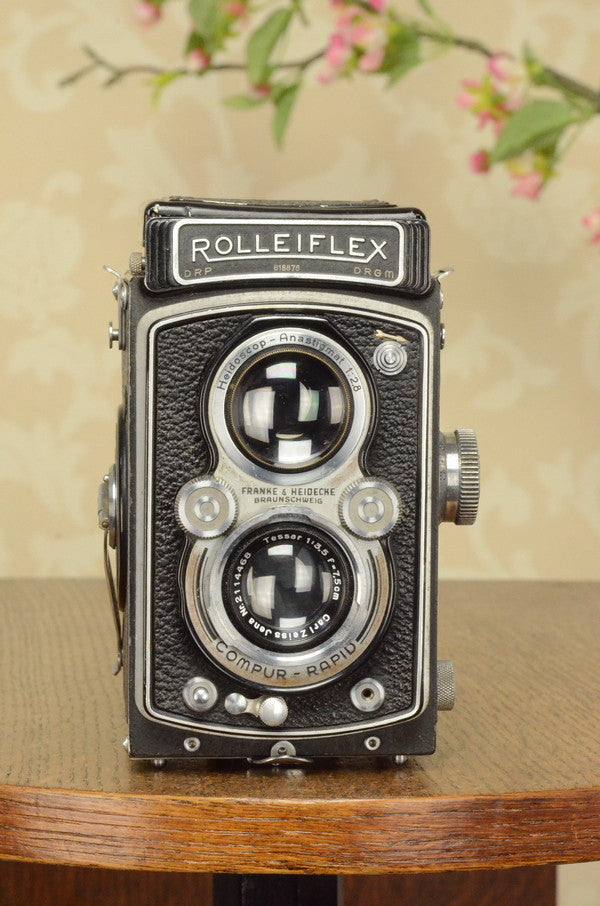 1938 Rolleiflex Automat, Freshly Serviced, with leather case. FRESHLY SERVICED! - Frank & Heidecke- Petrakla Classic Cameras