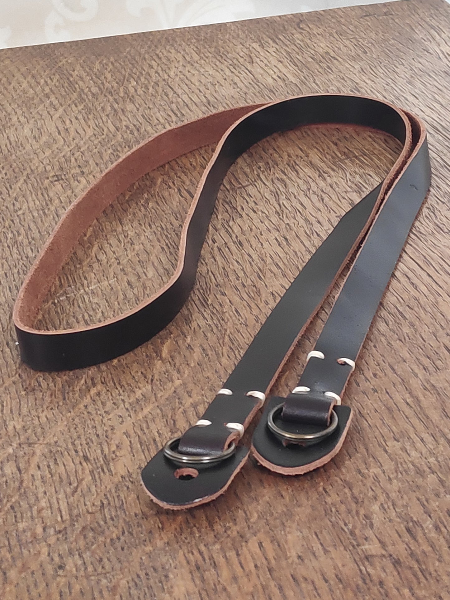 One Black, brown or dark brown leather camera strap for vintage cameras. (Only dark brown left).