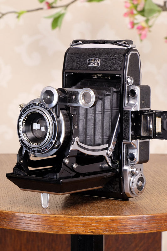 NEAR MINT! 1938 6x9 Super Ikonta with Tessar Lens, FRESHLY SERVICED - Zeiss-Ikon- Petrakla Classic Cameras