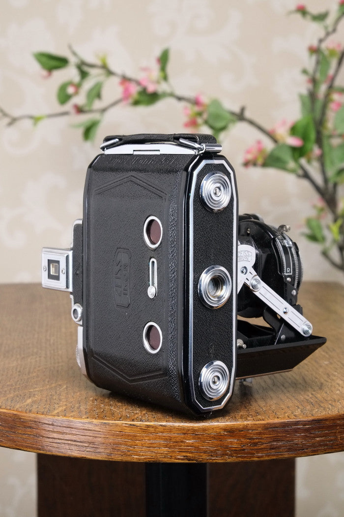 Near Mint! 1937 6x4.5 ZEISS-IKON SUPER IKONTA, Tessar lens, CLA’d - Zeiss-Ikon- Petrakla Classic Cameras