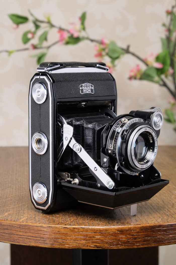 Near Mint! 1937 6x4.5 ZEISS-IKON SUPER IKONTA, Tessar lens, CLA’d - Zeiss-Ikon- Petrakla Classic Cameras