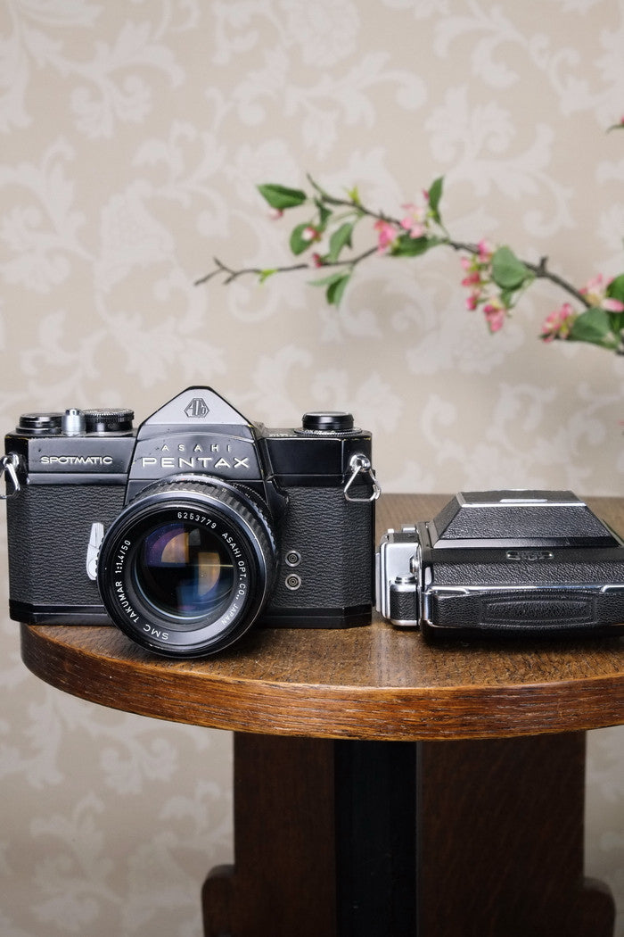 Near Mint! 1937 6x4.5 ZEISS-IKON SUPER IKONTA, Tessar lens, CLA’d - Zeiss-Ikon- Petrakla Classic Cameras