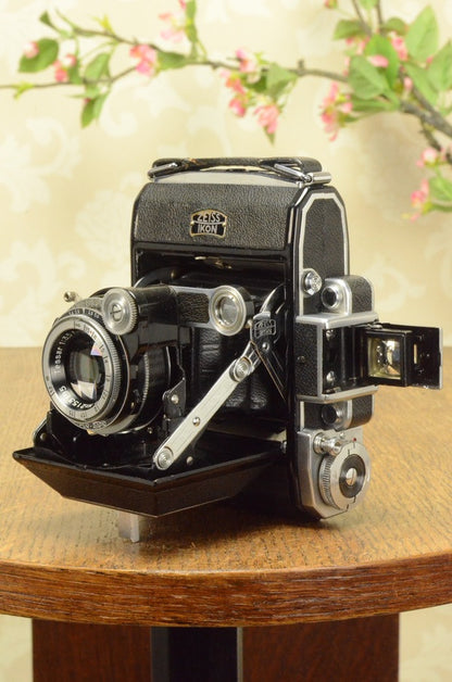 Superb! 1937 Zeiss-Ikon Super Ikonta, Tessar lens, FRESHLY SERVICED. - Zeiss-Ikon- Petrakla Classic Cameras