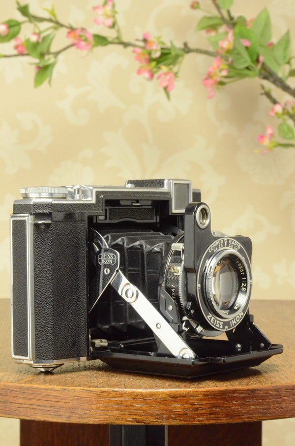 NEAR MINT! 1939 Zeiss Ikon Super Ikonta 6x6, Tessar lens, Freshly Serviced! - Zeiss-Ikon- Petrakla Classic Cameras